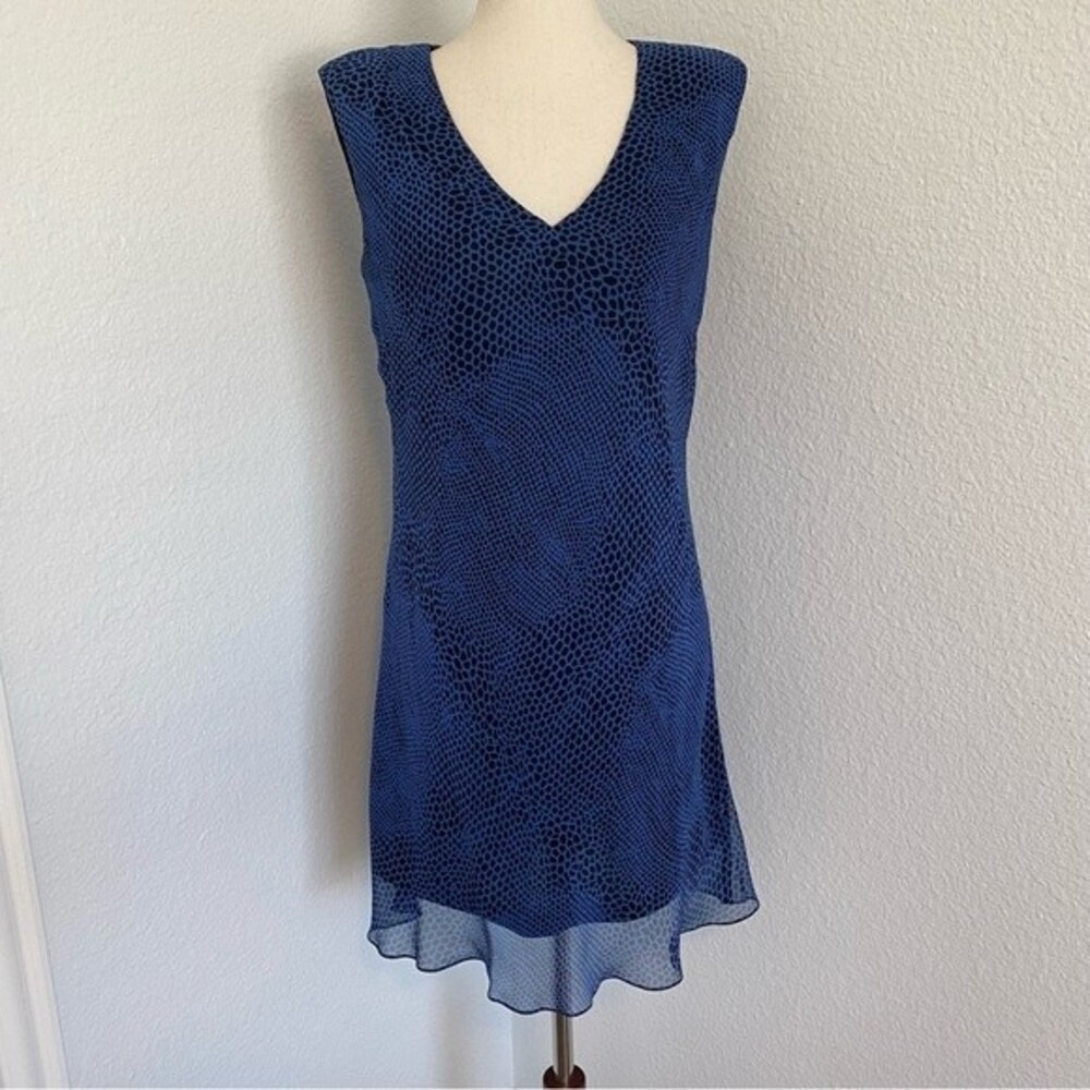 Cattiva Blue Black Silk V Neck Key Hole Cut Out Lightweight Sexy Vintage Size 4